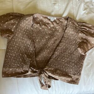 American Eagle Brown & White Wrap Top